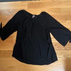 Black 3/4 Sleeve Lose Office Wear Top - Size Small